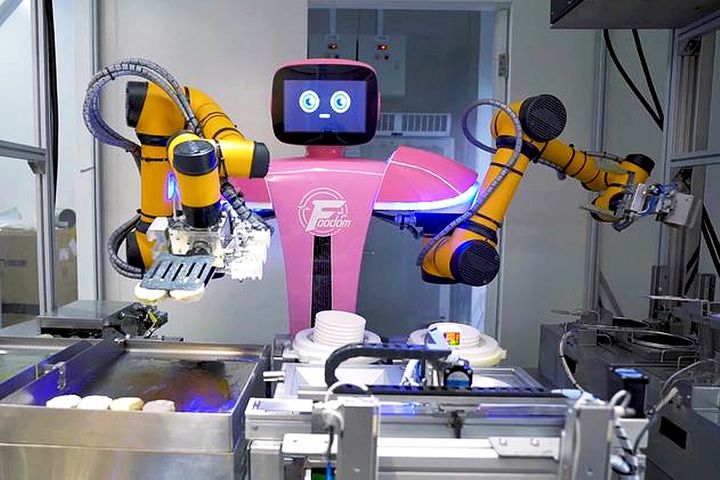 Lignende drøm Først Country Garden Opens China's First Fully Robotic Restaurant in Guangzhou
