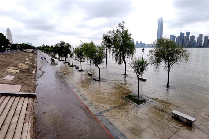 China Braces For Heavy Floods As Rivers Reach Danger Levels