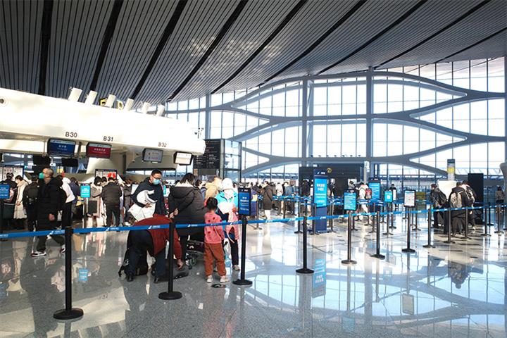 Beijings Daxing Airport Restarts International Flights After Three