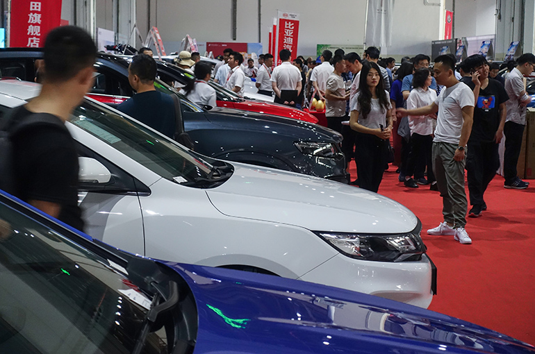 Chinas Car Sales Jump 28 In May Market Is Still Under Pressure CAAM