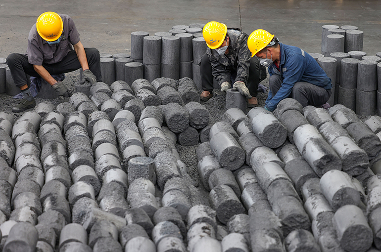 China Adjusts Export Restrictions for Graphite