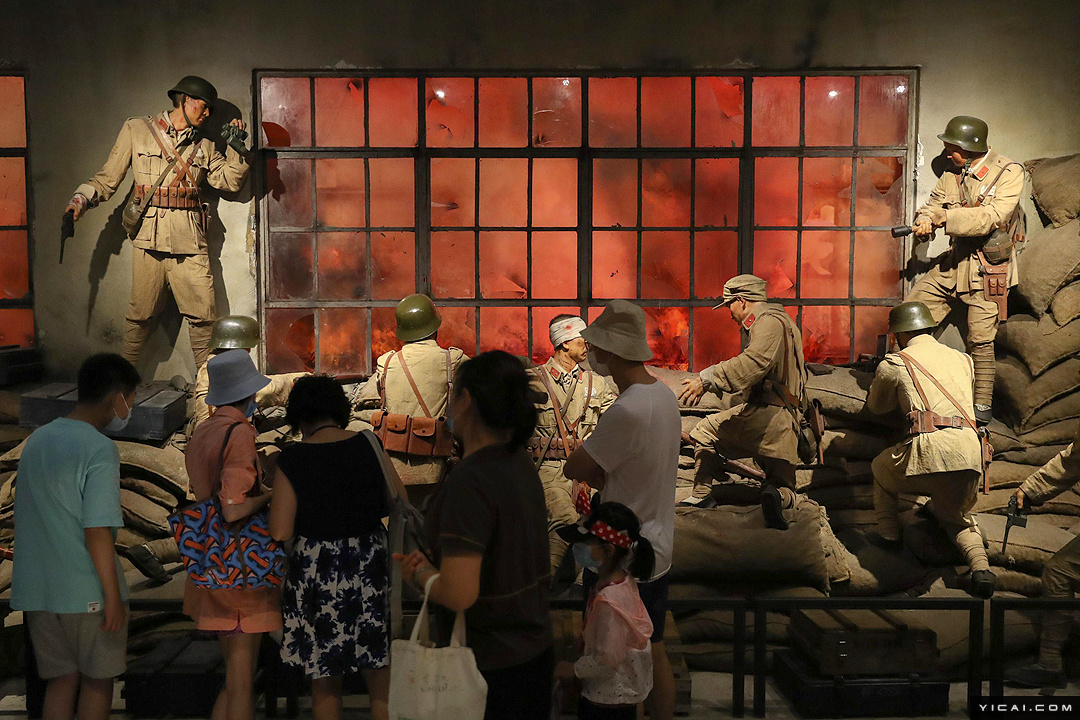 [In Photos] The Eight Hundred Inspires Moviegoers to Visit Shanghai's ...