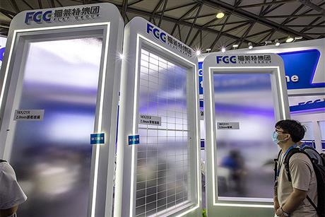 最新の容量拡張計画で599百万米ドルのPVガラス工場を建設する中国のフラットガラス