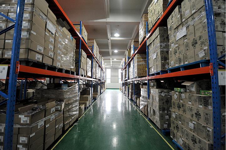 Covid Brings Boom to Chinese E-Commerce Overseas Warehouses - Vimarsana News