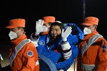 [In Photos] Chinese Astronauts Return to Earth After Six-Month Mission to Build Space Lab