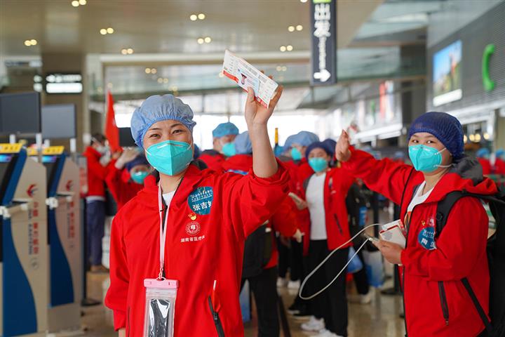 [In Photos] Medical Workers Head Home After Helping Shanghai Fight Covid-19