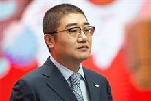 JD.Com’s Shares Fall After Founder Richard Liu Steps Down as CEO