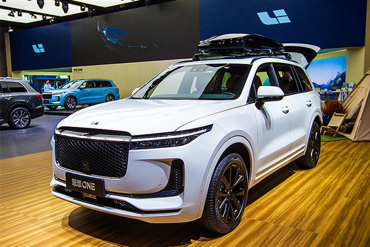 Li Auto Gains After Chinese EV Maker’s First-Quarter Loss Shrinks 97%