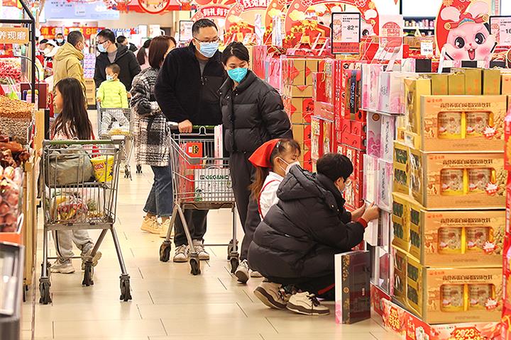 Looking Through the Cyclical Slowdown in China’s Consumption