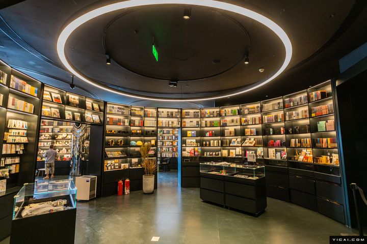 Shanghai's Highest Bookstore Opens Today With Amazing Views