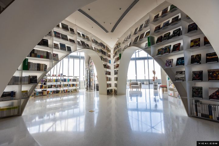 Shanghai's Highest Bookstore Opens Today With Amazing Views