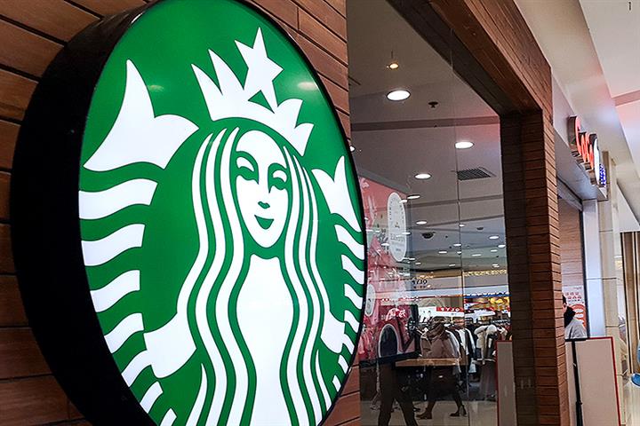 Starbucks China Promotes COO Leo Tsoi to CEO