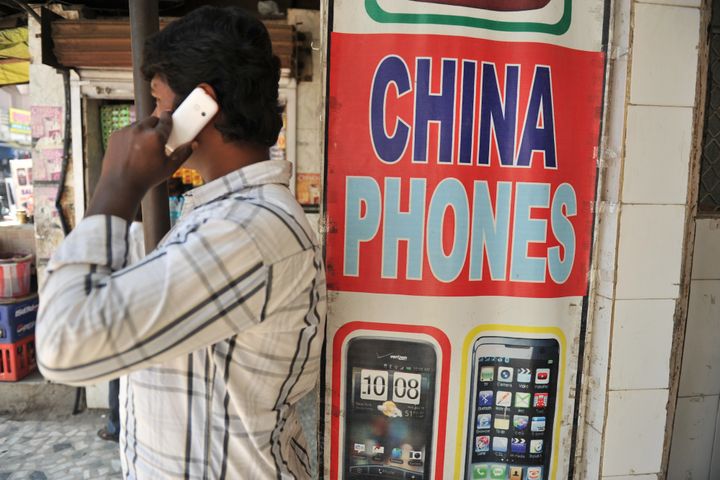 中国の携帯電話ブランドがインドのスマートフォン市場の半分を主張