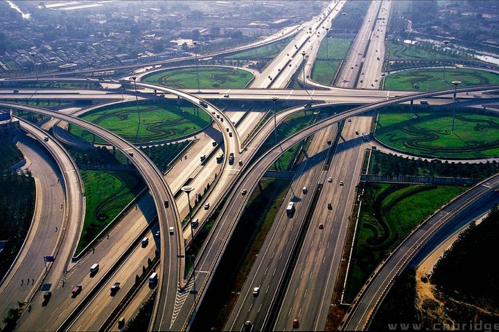 China Boasts Largest National Network of Highways