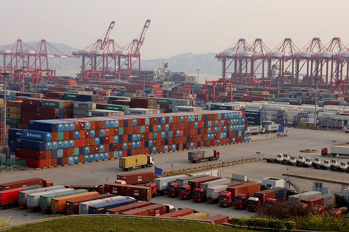China June Trade Surplus Beats Expectations; Leading Export Indicator Improves for Eighth Consecutive Month