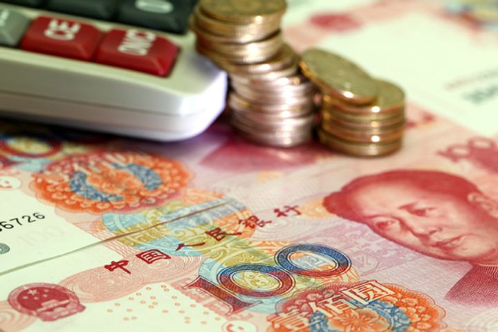 Businesses May Not Reject Cash, PBOC Official Says