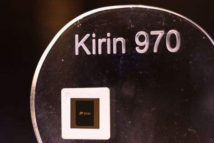 Huawei Unveils Its New Kirin 970 Processor in China While iPhone 8 Struggles to Find Its Feet