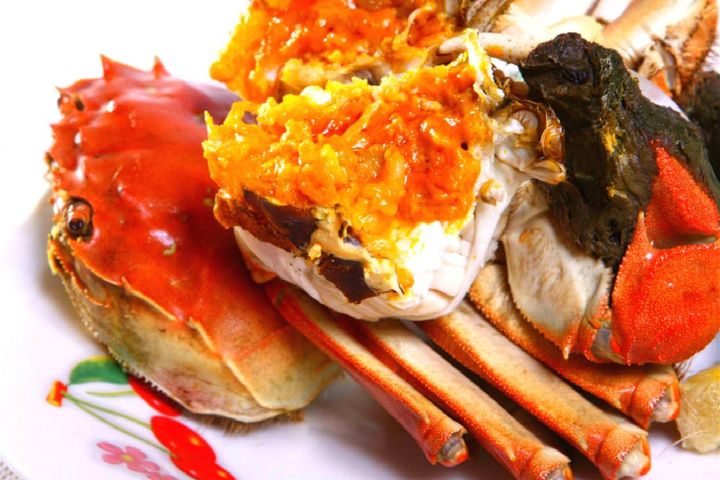 Yangcheng Lake Crab Prices Set to Hit Three-Year High When Peak Season Starts in Suzhou Next Week
