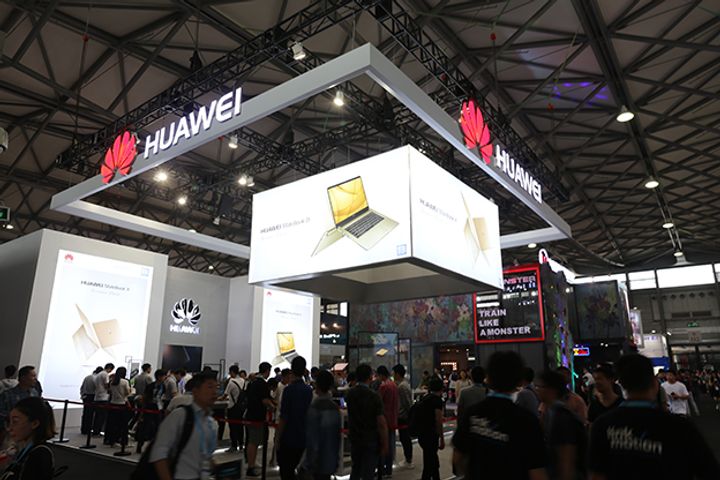 Huawei Bests Apple to Become Second Largest Smartphone Brand