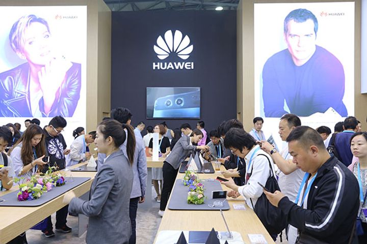 Huawei's Shift to High-End Market Sees Shipments Top 100 Million in First Nine Months