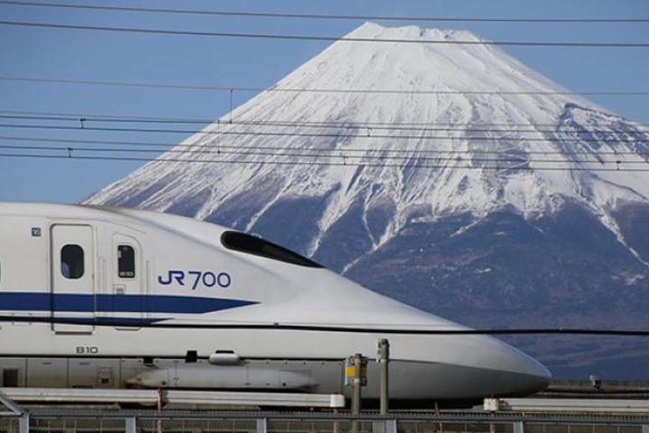 Shinkansen to Replace Substandard Products of Kobe Steel in One Year