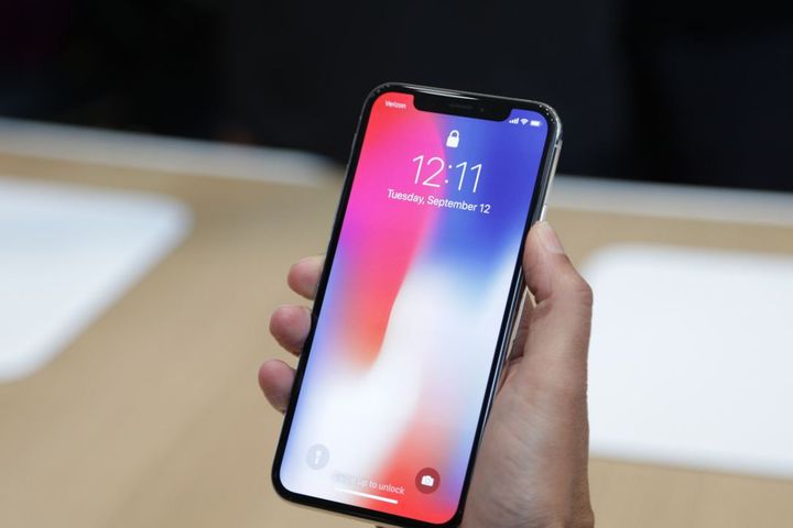 Apple Sends First Shipment of 4.65 Million iPhone X Units From Henan; Initial Supplies Remain Limited