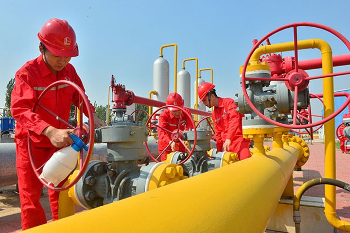 Natural Gas Consumption Spike Sees China's Imports Surge Over First Eight Months