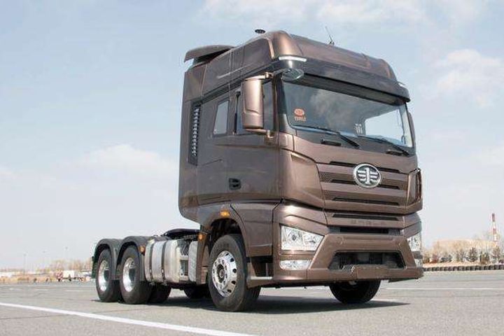 Independently-Developed Smart Trucks Successfully Complete Highway Testing in China