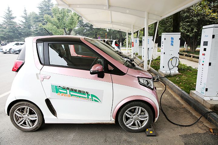 Charging Volume of Electric Vehicles in Hubei Rises 7-Fold Over National Day Holiday