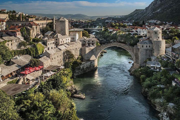 Bosnia and Herzegovina Becomes Second European Country to Waive Visa Requirements for Chinese Citizens