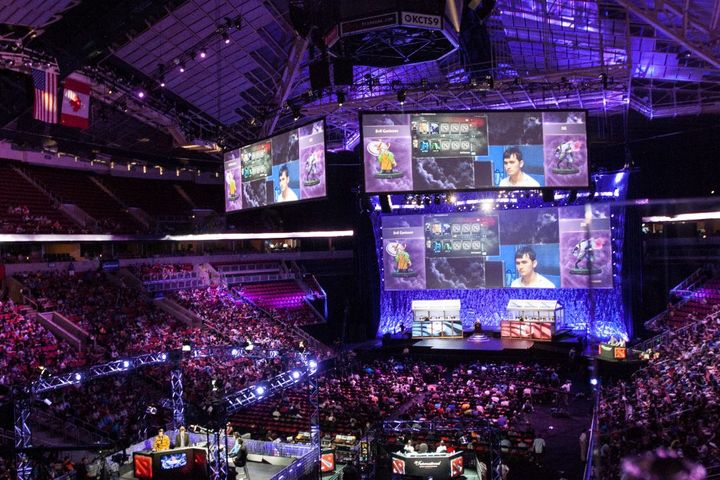 Fan Economy Could Drive E-Sports in China to Become CNY100 Billion Industry