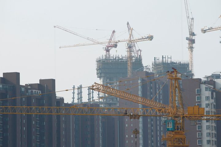 China's Property Investment Growth Slowed Last Month as Housing Inventory Fell 8.82 Million Square Meters