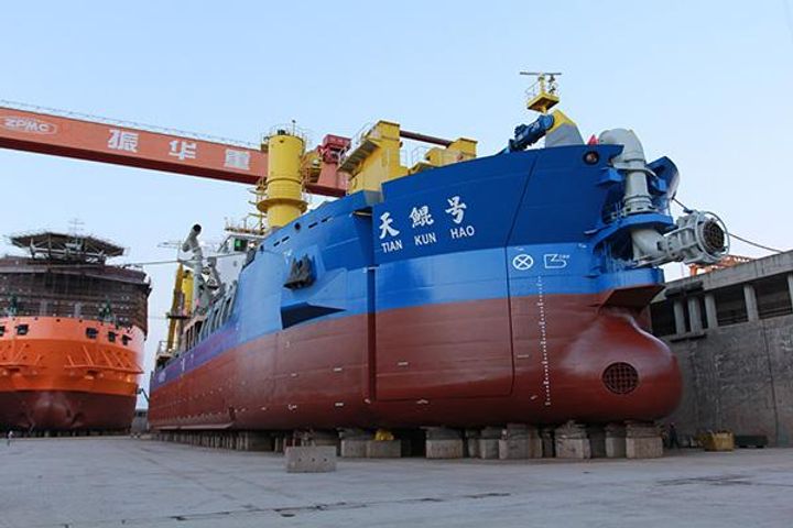 China's Most Powerful Cutter Suction Dredger Tian Kun Leads the World