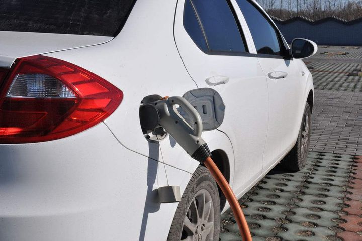 Dongxu Optoelectronic Technology Joins With Huawei Subsidiary to Develop NEV Charging Business