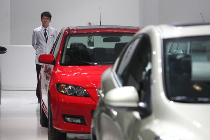 China's Vehicle Inventory Alert Index Drops Below 50% in November, Driven by Sales Promotions, Tax Changes