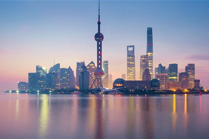 Shanghai Plans to Provide Bilingual Services at Tourist Information Centers