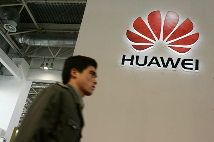 Huawei Targets Over USD100 Billion Annual Sales for First Time