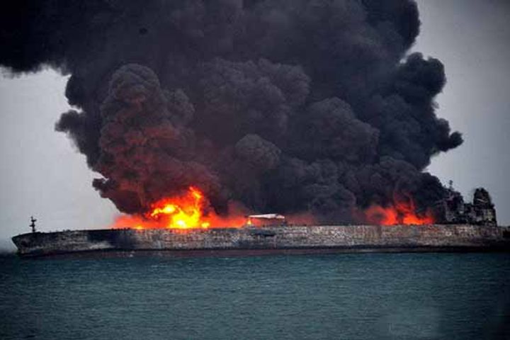 Oil Tanker Sanchi Sinks Off East China Sea After Igniting, Forms 10-Sq Km Slick Zone Endangering Habitat