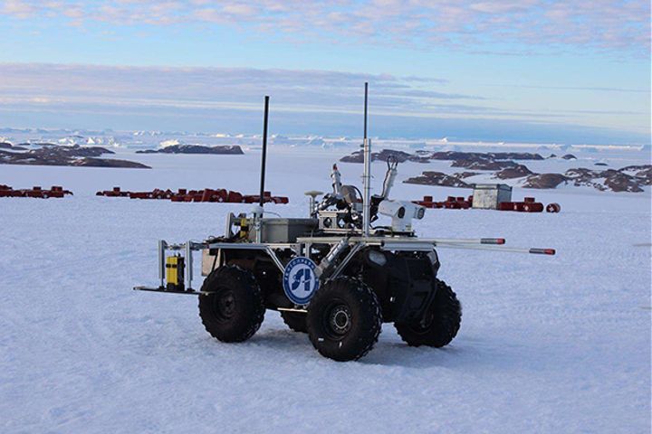 Chinese Ice-Drilling Robot Debuts in Polar Exploration