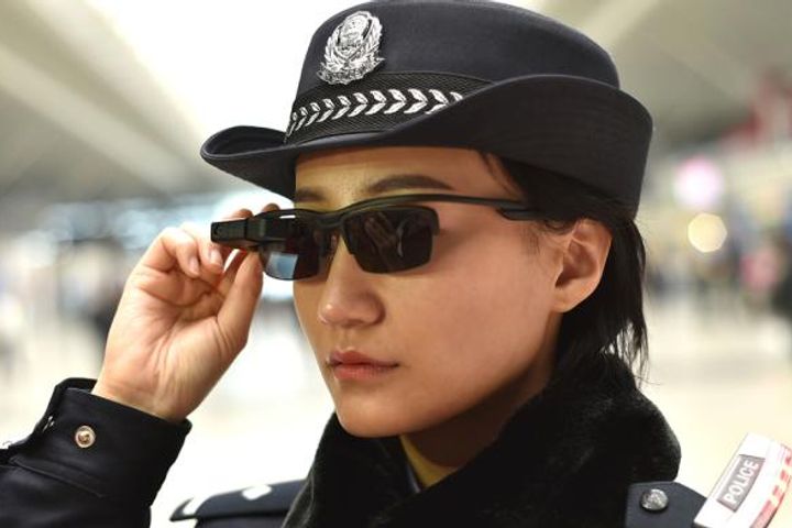 China's Rail Cops Don AI-Assisted Specs to Bust Baddies