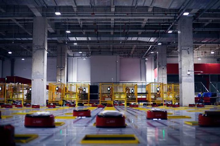 JD.Com Opens Doors to Unmanned Warehouse for First Time