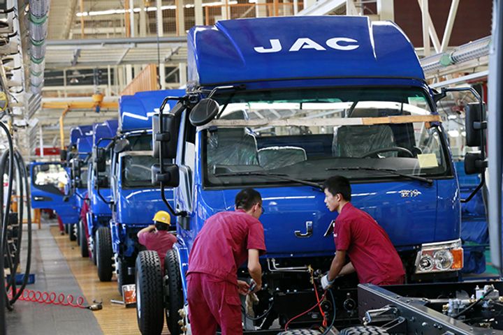 Cummins Takes Navistar's Stake in Engine Making Joint Venture With JAC
