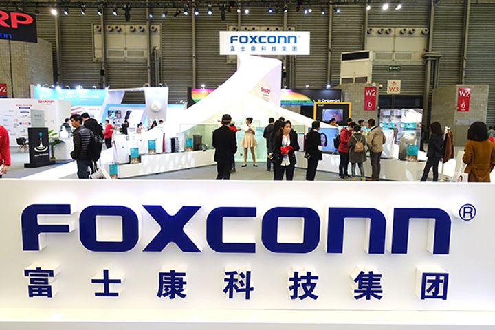 Foxconn to Break Ground on USD10 Billion Wisconsin Factory Next Month
