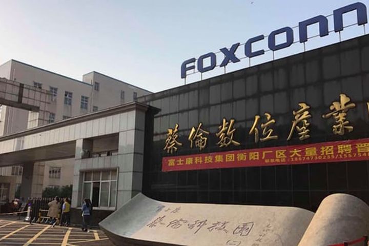 Amazon Admits It Knew of Issues at Abusive Foxconn Factory