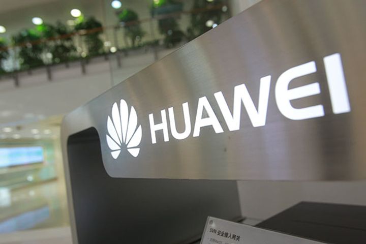 Huawei Denies Collecting Facebook User Data