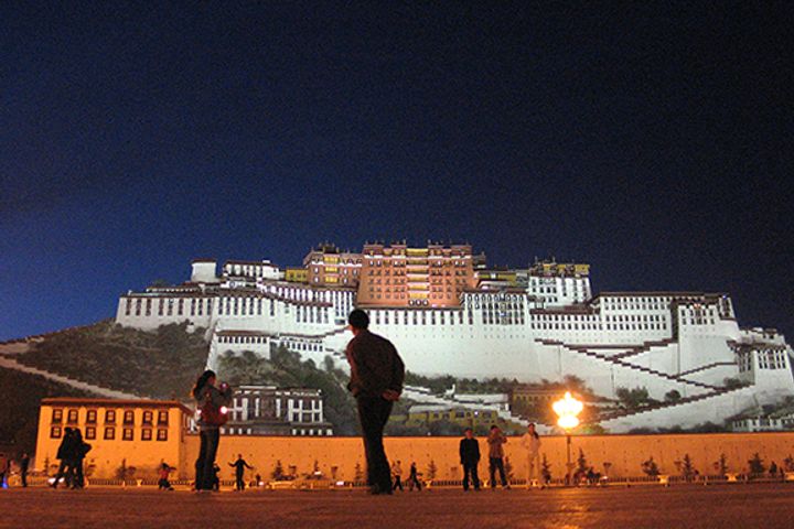 New Policy Pushes Tibet's Tourism Take up 41% in First Five Months