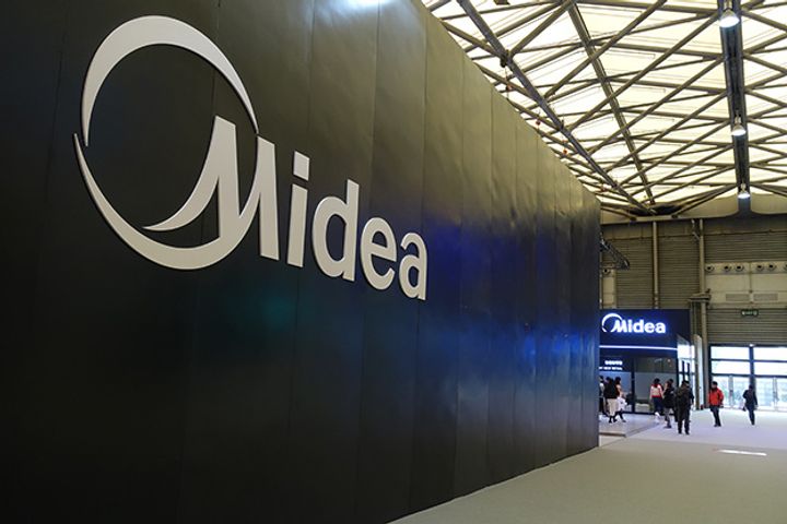 Midea Looks to Robotics for Growth