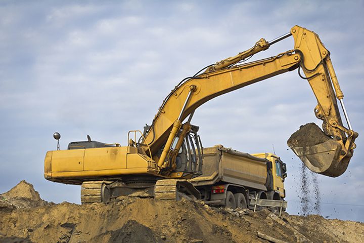 Experts Predict Rise in Infrastructure Spending as Construction Machinery Sales Soar