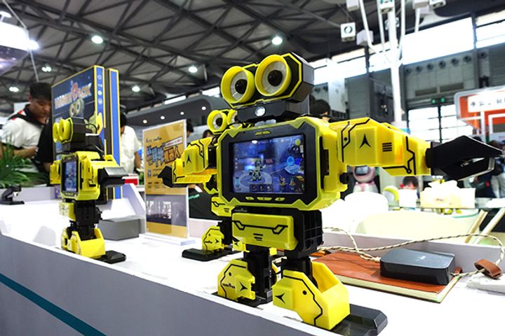 US Tariff Toll on Chinese Robotics Is 'Too Early to Tell,' NDRC Says