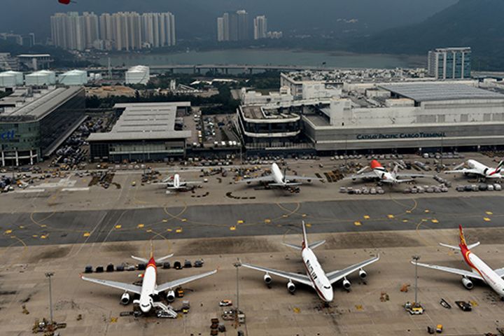 香港空港の交通は7月に停止しました